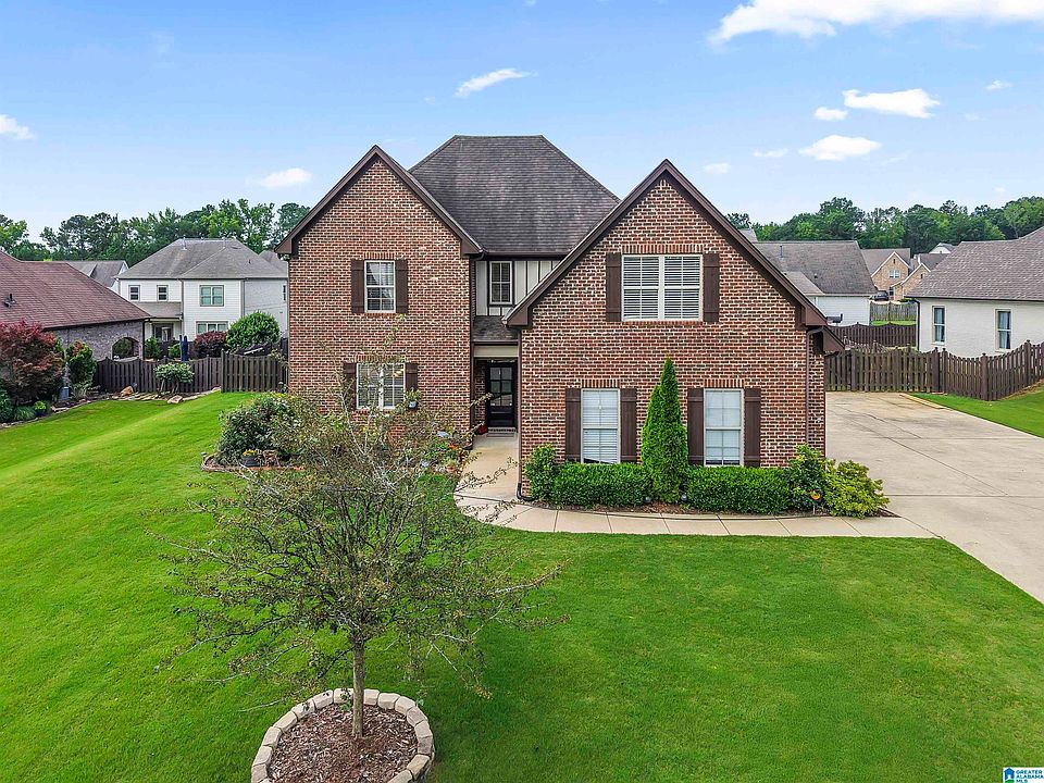 1st image of 6051 Clubhouse Dr