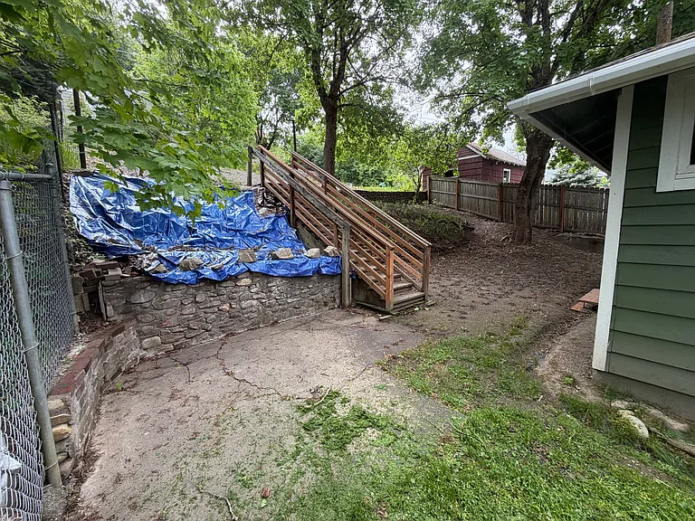 203 E Market Ave — Photo 5