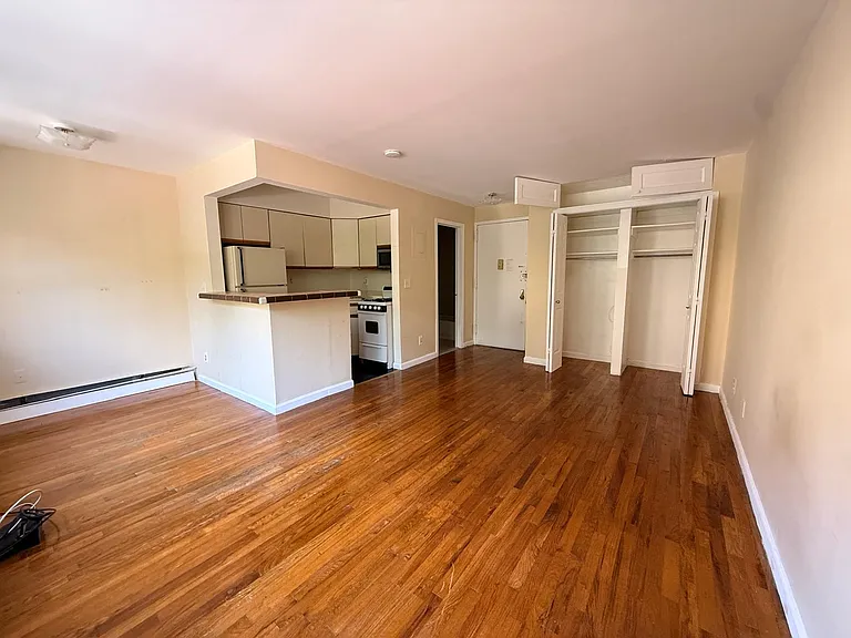 75A Cooper St #2A — Photo 4