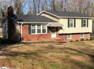 105 Birch Ct, Simpsonville, SC 29681