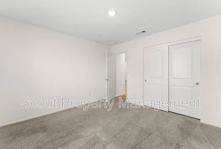 28841 Cutlass St — Photo 12