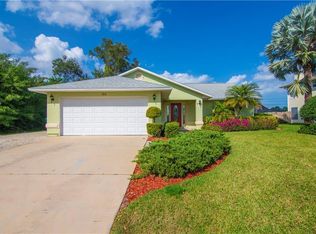 106 Hinchman Ave, Sebastian, FL 32958