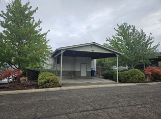 165 Green Vista Ln, Roseburg, OR 97471
