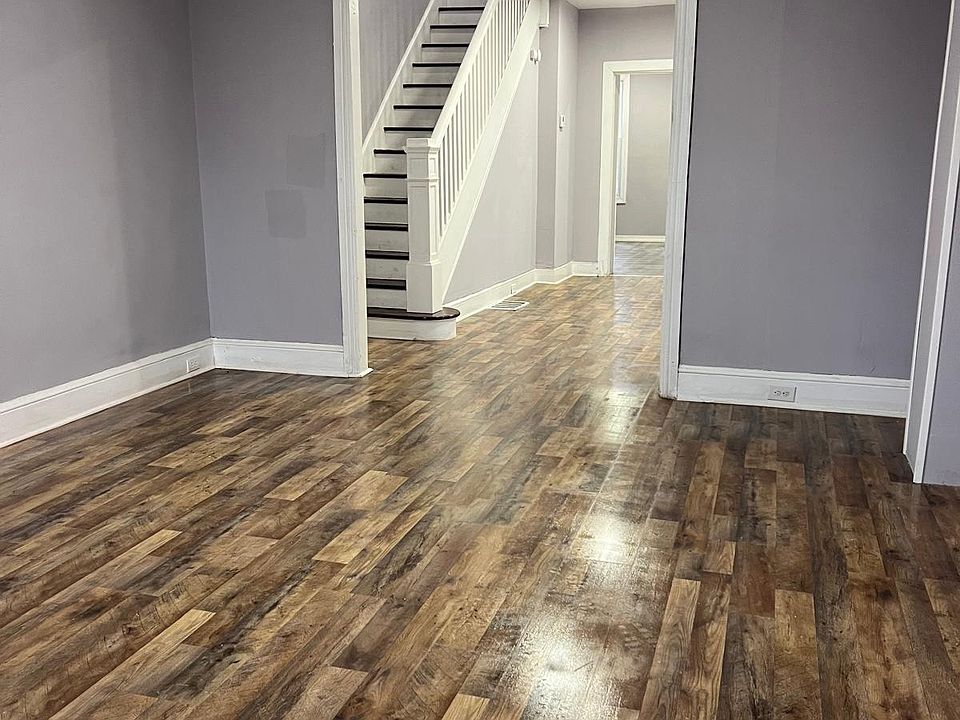 1st image of 726 Seneca St #1