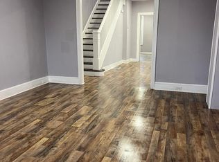 726 Seneca St #1, Pottsville, PA 17901