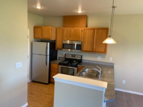 3rd image of 105 Thendara Park Dr Unit B