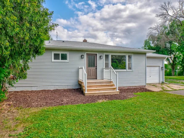 736 180th Ave, Somerset, WI 54025