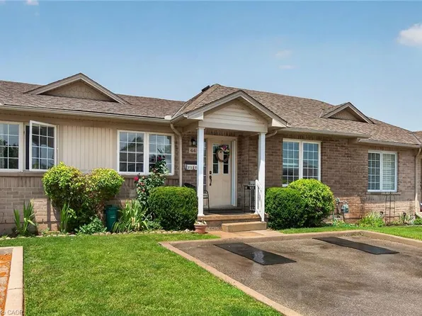 24 Kenyon Cres #44, Grimsby, ON L3M 5S4
