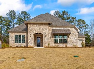 110 Merlin St, Opelika, AL 36801