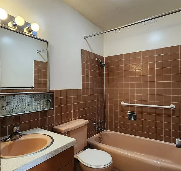 201 Whitaker Dr — Photo 11