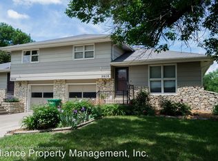 2606 Rogers Blvd, Manhattan, KS 66502