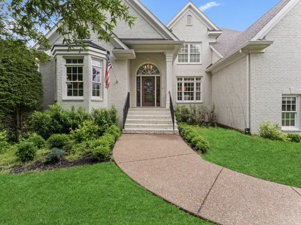 811 Highgrove Cir, Franklin, TN 37069
