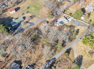 230 Maple St, Cowpens, SC 29330