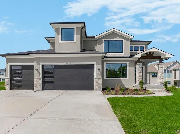 16728 S Ripley St, Olathe, KS 66062