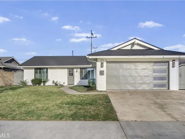 19652 Trident Ln, Huntington Beach, CA 92646