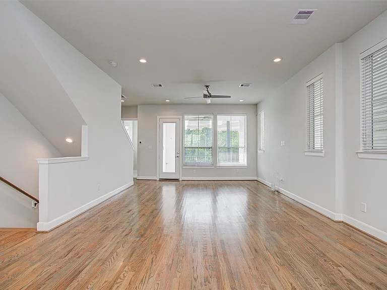 2818 Grand Fountains Dr #B — Photo 15