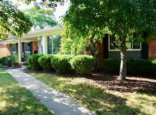 415 Graff Ct, Grand Blanc, MI 48439