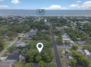 206 68th St NE, Oak Island, NC 28465