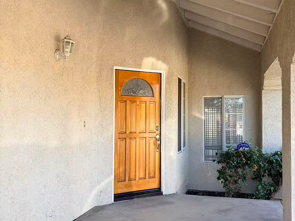 11238 Skyview Ln