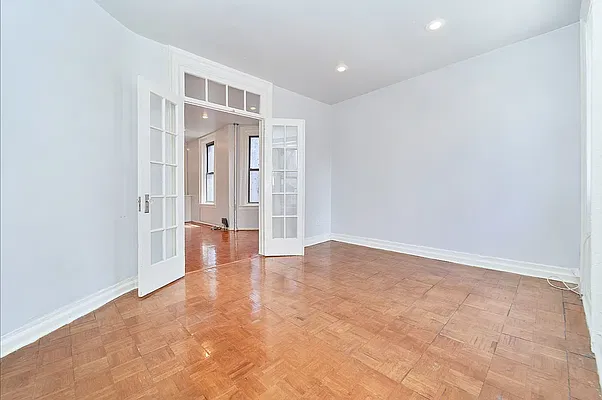 Rented by Living New York | media 12