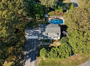 39 Secluded Dr, South Kingstown, RI 02879