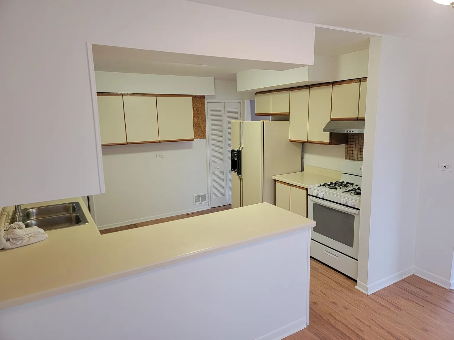4527 Lilac Ave photo 1