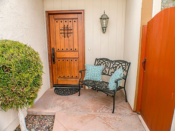 4th image of 3611 Spanish Gate Dr