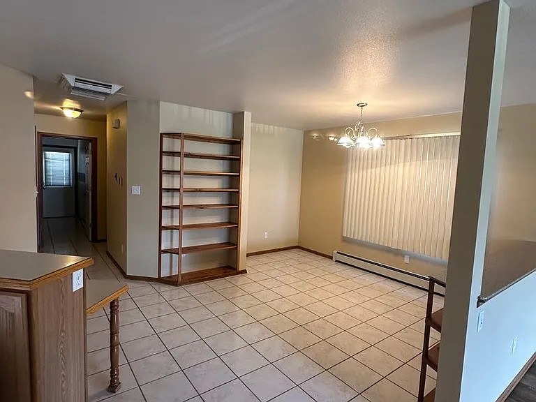 2838 Grand Falls Cir #B — Photo 5