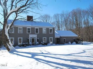 42 Echo Valley Rd, Newtown, CT 06470