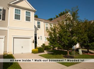 16 Shire Ct, Somerdale, NJ 08083