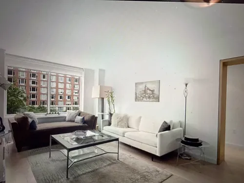 212 Warren St #4R Photo 1