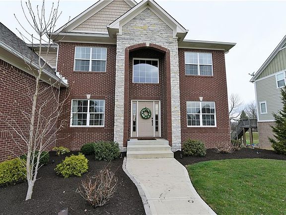 3rd image of 16620 Holly Oak Dr