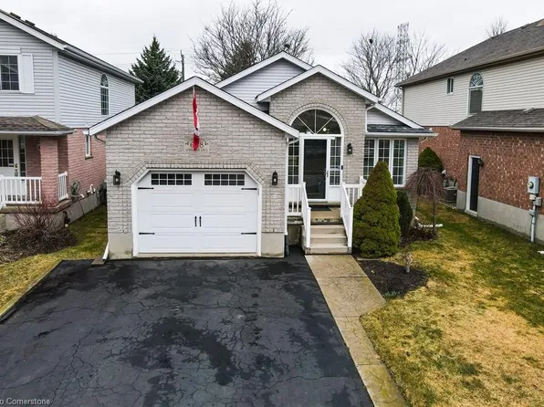 628 Spinnaker Cres, Waterloo, ON N2K 4A5