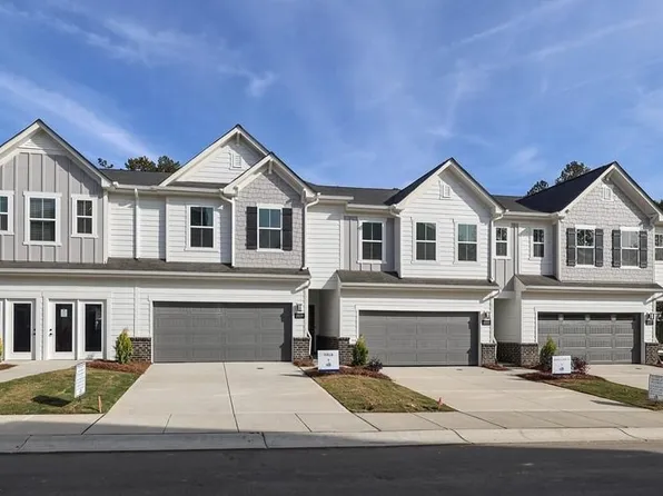 2105 Bayou Trace Dr, Charlotte, NC 28262