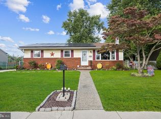 409 9th Ave, Lindenwold, NJ 08021