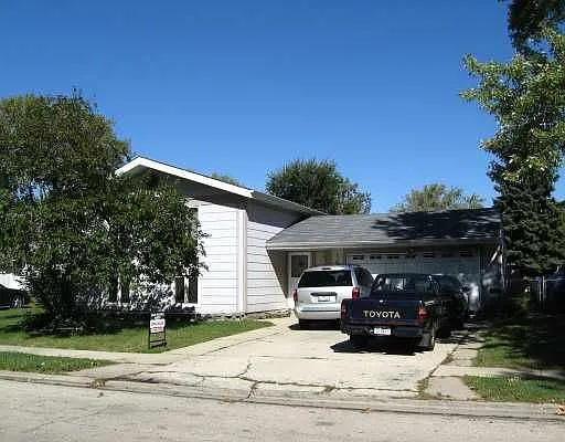 168 Vantroba Dr photo 1