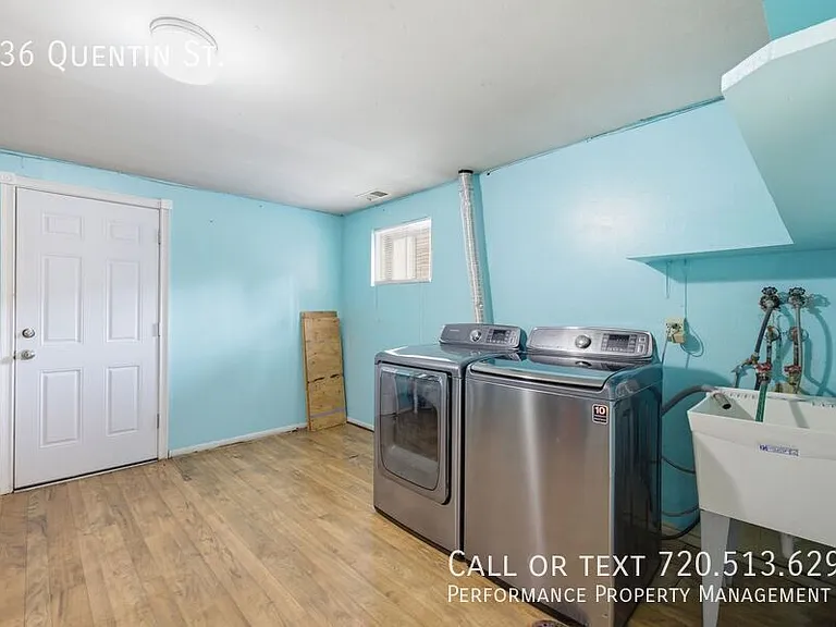 536 Quentin St — Photo 23
