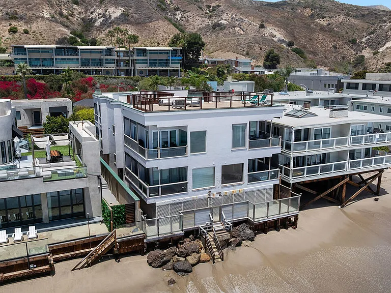 22630 Pacific Coast Hwy #1 — Photo 37