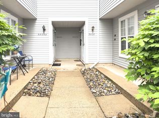 5807 Adelaide Dr, Mount Laurel, NJ 08054