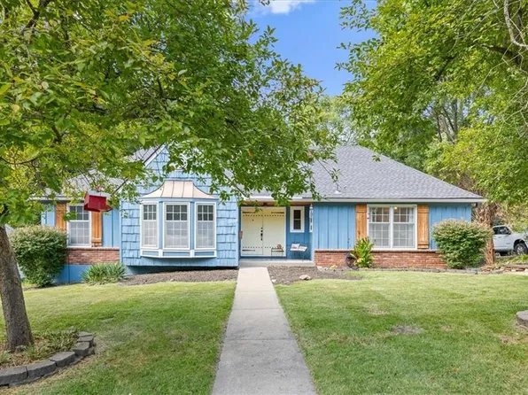 1308 E 97th Ter, Kansas City, MO 64131