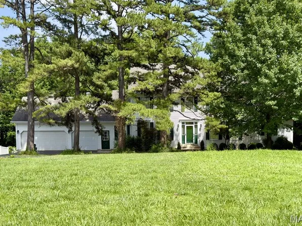908 N Ballas Rd, Saint Louis, MO 63131