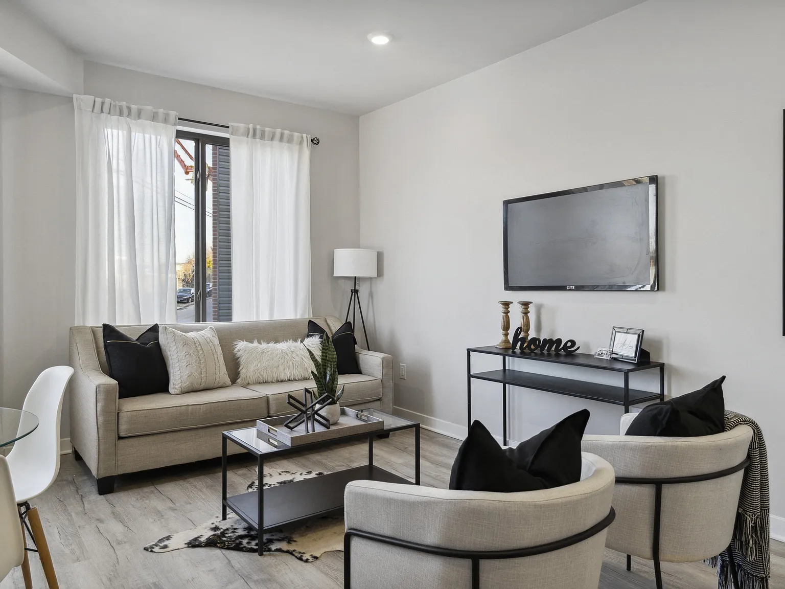 731 N 35th Street Townhomes — Photo 4