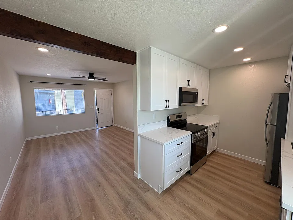328 S Weitzel St #28