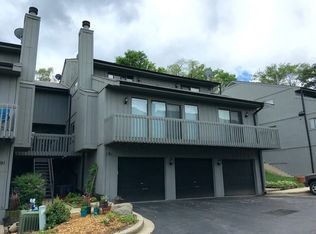 191 Howard Ct APT 3, Fox Lake, IL 60020