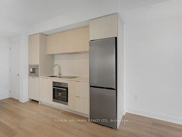 2 bed, $2,300 — Photo 3