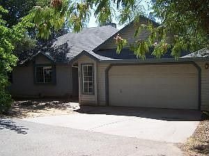1st image of 280 Daniels Dr