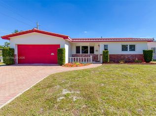 2225 N 39th Ave, Hollywood, FL 33021