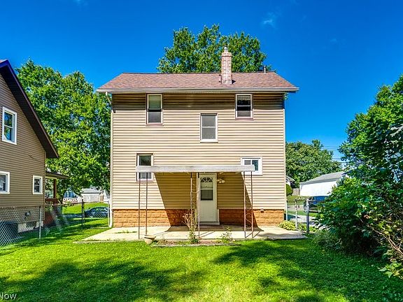 4th image of 55 Akers Ave