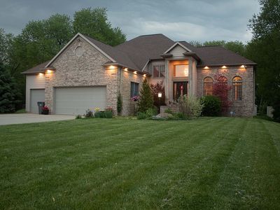 4430 E Fox Run Dr, Syracuse, IN, 46567