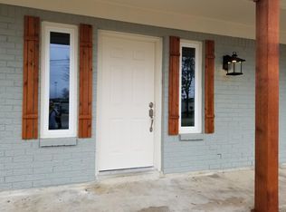 1605 S Beauregard St #A, Alvin, TX 77511